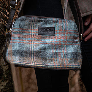Tweed handbag
