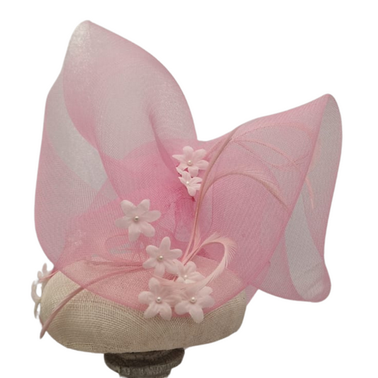 Cloud Nine Pink Net Hat with White Daisy Flowers