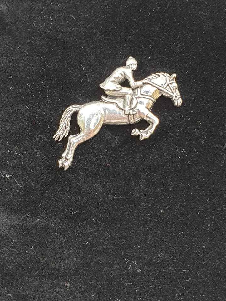 Pewter Tie Pin / Pin Badge Horse and Jockey Design.